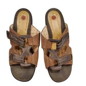 Clarks Unstructured Comfort Sandals Brown and Tan size 10M